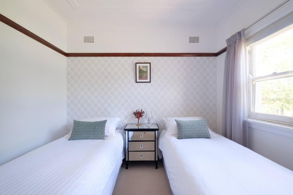 Falls Road Styled Art Deco Sleeps 6 Town Centre Katoomba Extérieur photo